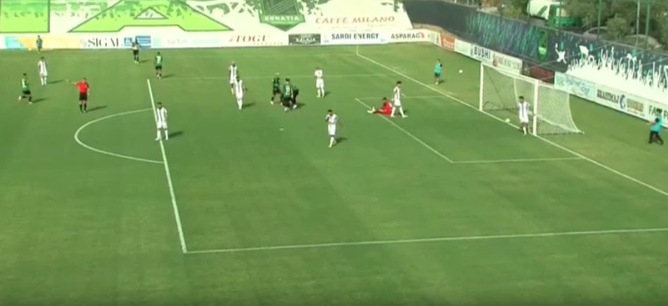 VIDEO/ Egnatia e nis me vrull, rrogozhinasit në avantazh ndaj Laçit