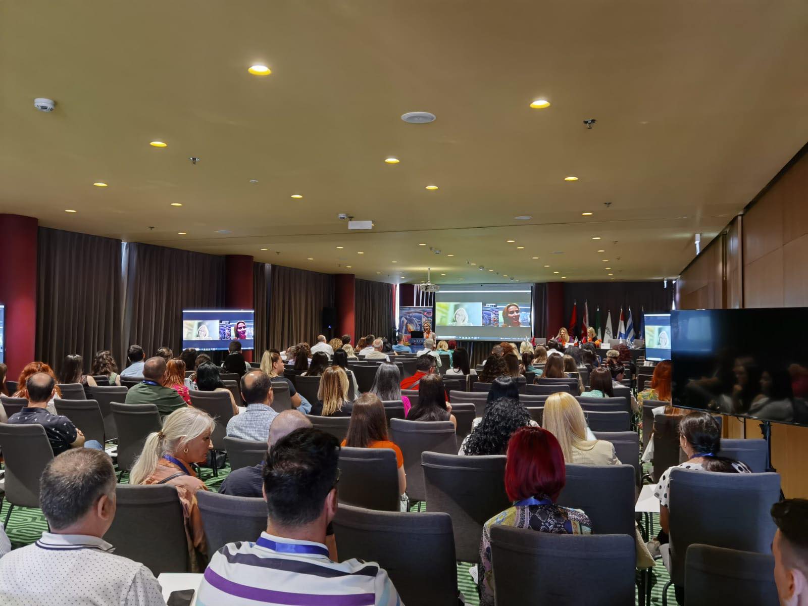 Masterklasi Ndërkombëtar i Imazherisë së Gjirit mbledh në Tiranë elitën e mjekësisë shqiptare dhe të huaj