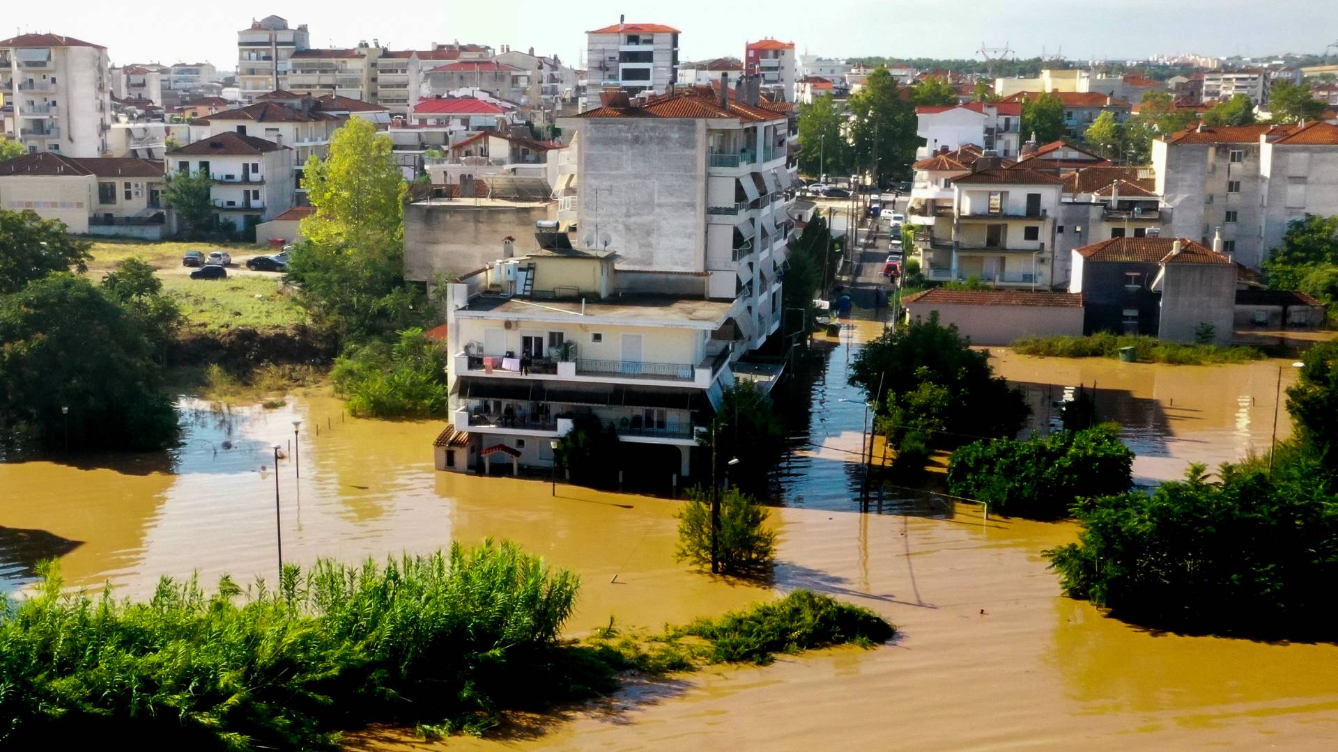 Përmbytjet katastrofike në Greqi, shkon në 10 numri i viktimave