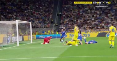 VIDEO/ Ngushtohet diferenca, Yarmolenko tund rrjetën e “të kaltërve”