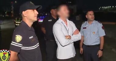 VIDEO/ “Rrugorja” në Tiranë sensibilizon shoferët “pilotë”, i ndalon dhe i vë përballë disa pamjeve