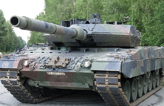 Varfërimi i rezervave, Zvicra do të shesë tanket Leopard II