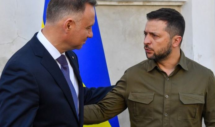 Ukraina ‘lodh’ politikën polake