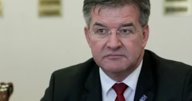 Dialogu Kosovë-Serbi, Lajçak paralajmëron vizitë në Beograd