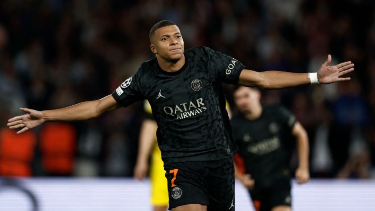 Luis Enrique i “mahnitur” nga Mbappe: Për mua është lojtari më i mirë në botë