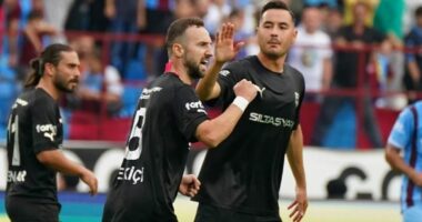 VIDEO/ Zhbllokohet Endri Çekiçi, shënon gol pas një viti