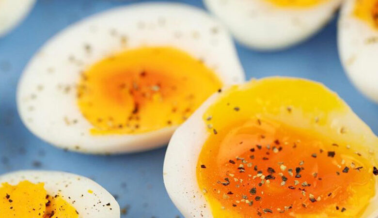 A dëmtohet organizmi nëse e teprojmë me ngrënie të vezëve?