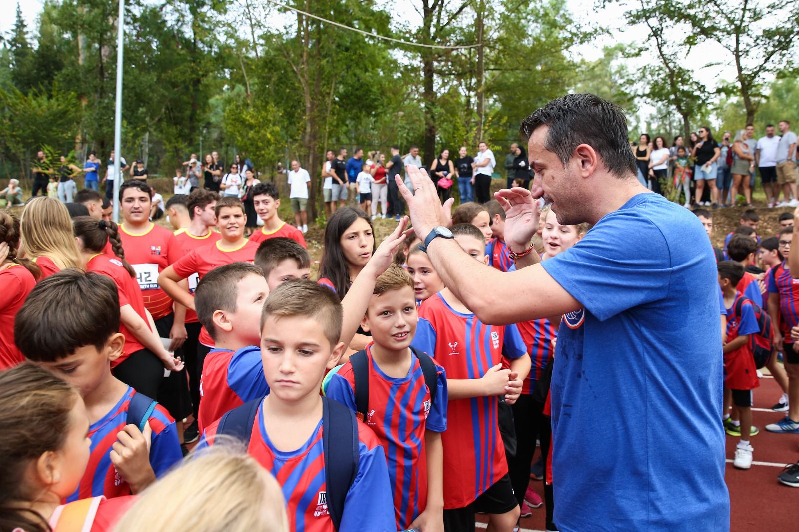 Organizohet për herë të parë në pistën e re të atletikës “Tirana Youth Run”, Veliaj: Fëmijët dhe të rinjtë i kanë të gjitha kushtet