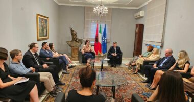 Procesi i regjistrimit, Balla takim me përfaqësues të komunitetit shqiptar në rajoninin e Lacios