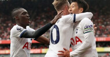 VIDEO/ Son &ldquo;hero&rdquo; i Tottenham, Arsenal e Spurs e mbyllin &ldquo;derbin e Londr&euml;s&rdquo; n&euml; &ldquo;paqe&rdquo;