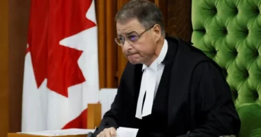 Nderoi nazistin në prani të Zelenskyt, zyrtari kanadez jep dorëheqjen