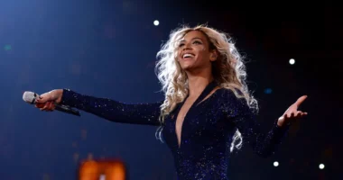 Gruaja shtatzënë fillon të lindë gjatë koncertit të Beyonce-s