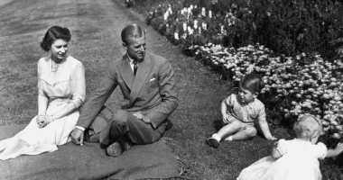 Fjalët e fundit të Mbretëreshës Elizabeth drejtuar Princit Philip në përvjetorin e vdekjes së saj