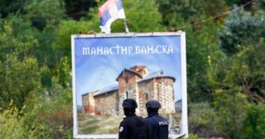 Kthehen shtetasit maqedonas që ndodheshin afër Manastirit në Banjskë