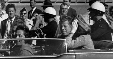Vrasja e Kennedy, dëshmitari thyen heshtjen pas 60 vitesh dhe ngre pikëpyetje të reja