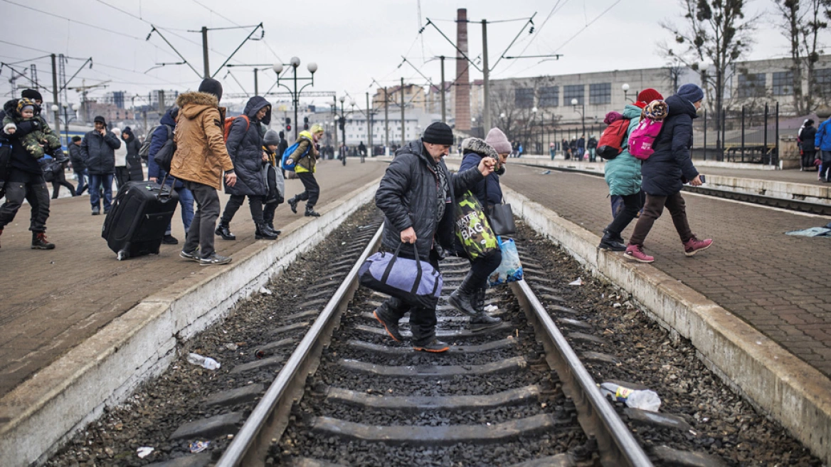 Gjermania shkurton fondet federale për refugjatët