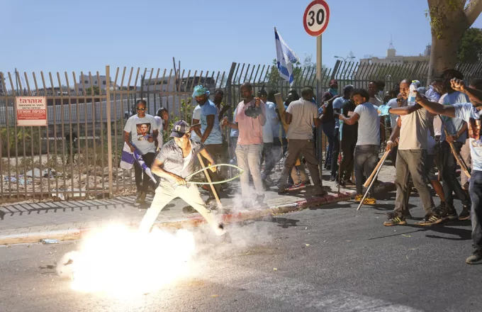 Përplasje mes mbështetësve dhe kundërshtarëve të qeverisë së Eritresë në Tel Aviv, dhjetëra të plagosur