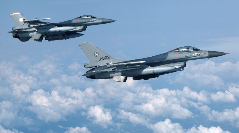 Holanda planifikon dërgimin e avionëve luftarakë F-16 në Ukrainë në vitin 2024