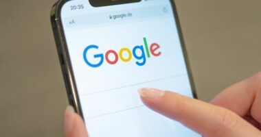 Google “feston” sot ditëlindjen, mbush 25 vjeç