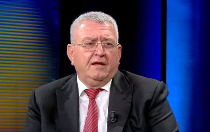 Xhelozi kuqezi/ Duka i përgjigjet Ademit: Ka qenë dëshirë e futbollistëve për t’iu bashkuar Kombëtares, në Kosovë nuk gjetën hapësirë