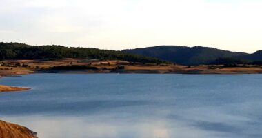 Prej një jave ishte larguar nga shtëpia, gjendet i mbytur në rezervuarin e Gjançit 63-vjeçari