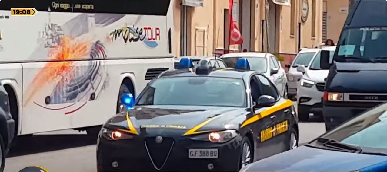 Çmontohet banda shqiptare e drogës/ Grupi trafikonte kokainë e heroinë Shqipëri-Itali, mes të arrestuarve 5 shqiptarë