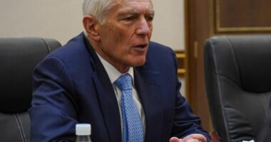 Clark: Grumbullimi i armëve në manastirin serb, problemi më i madh