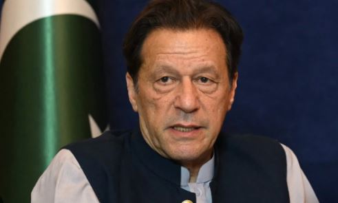 Ish-kryeministri i Pakistanit Imran Khan, transferohet në një burg të ri