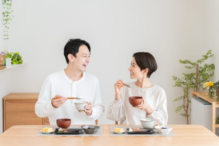 Prindërit në Japoni kërkojnë partnerë martese për fëmijët e tyre, duke shpresuar të kenë nipër e mbesa
