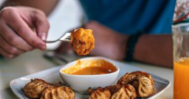 100 petulla në këmbim të një vakti falas, restoranti kinez nën hetim