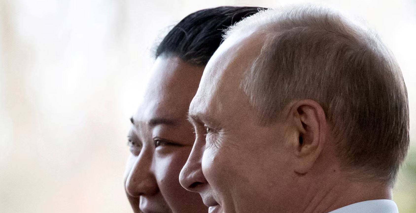 Kremlini refuzon të komentojë mbi mundësinë e një takimi Putin- Kim Jong Un