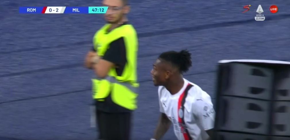 VIDEO/ Milan nuk pret gjatë, Leao shënon gol fantastik