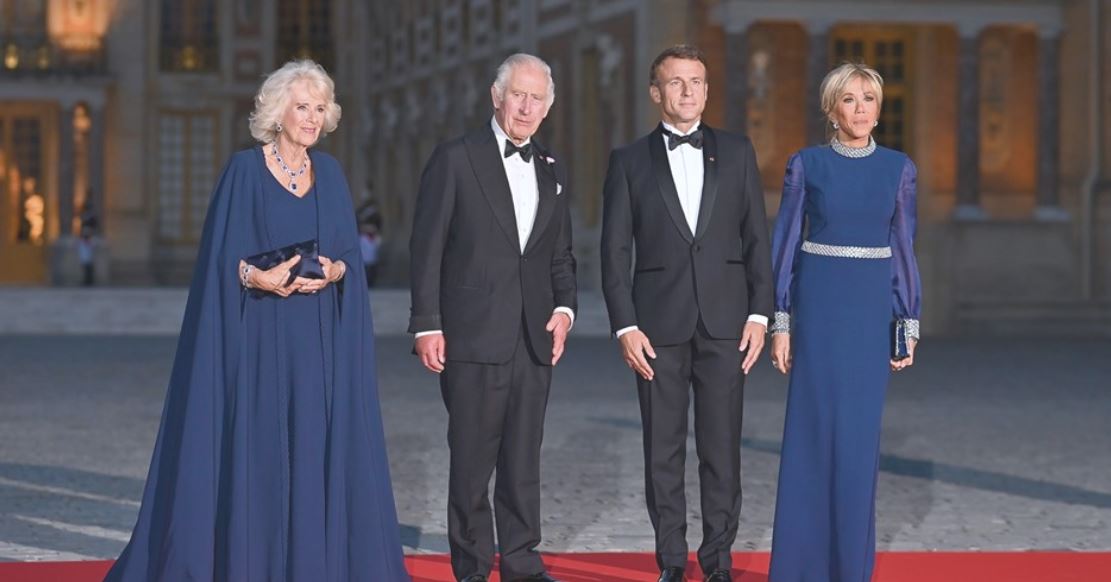 FOTO/ Si Brigitte Macron shpëtoi Mbretëreshën Camilla nga një incident ‘live’