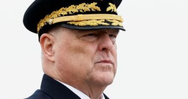 Gjenerali i lartë amerikan Milley del në pension