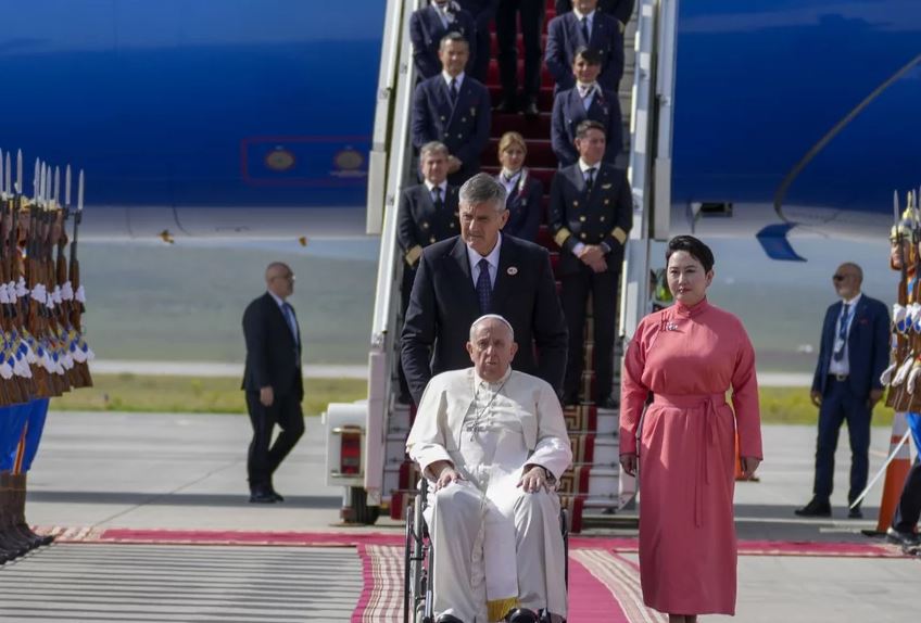 Marrëdhëniet Kinë-Vatikan, Papa kërkon forcimin e marrëdhënieve mes dy vendeve