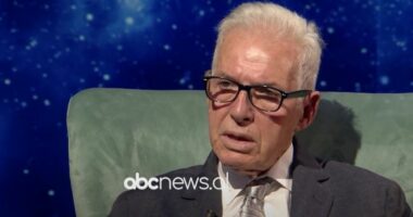 “Babai ndërtoi një dhomë me thesare në Bankën e Shqipërisë”, djali i Mitrush Kutelit: Sot, nuk ekziston as si emër