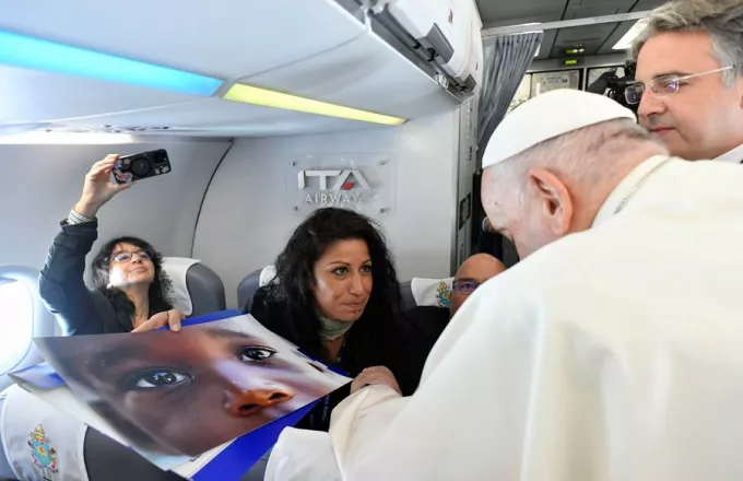 Pse kjo foto emocionoi Papa Françeskun