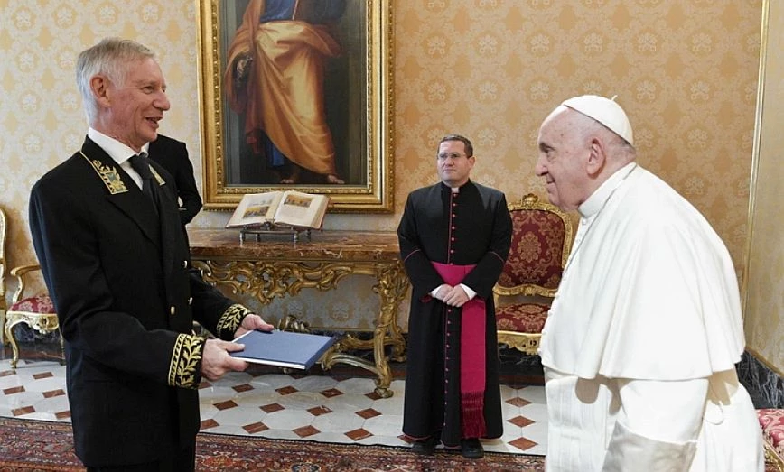 Papa Françesku i uroi mirëseardhjen ambasadorit të ri rus në Vatikan