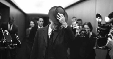 Më shumë se 900 milionë dollarë fitime, regjisorët për “Oppenheimer”: I ka tejkaluar pritshmëritë