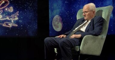 “Gruaja më la herët dhe dy djemtë i rrita vetë”, Robert Radoja flet si rrallëherë për jetën private