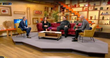 Edi Furra rrëfen takimin me Kastriot Tushën: Premtoi se do të më bënte tenorin më të mirë, por s’e lija dot muzikën popullore