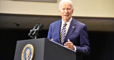 Biden: Tanket e para “Abrams” do t’i dorëzohen Ukrainës javën e ardhshme
