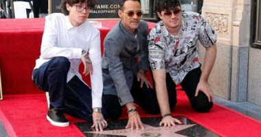Marc Anthony nderohet me një yll në “Walk of Fame”