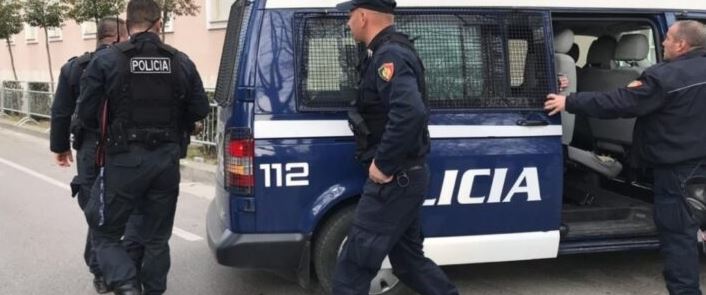 Arrestohen 12 persona në Tiranë