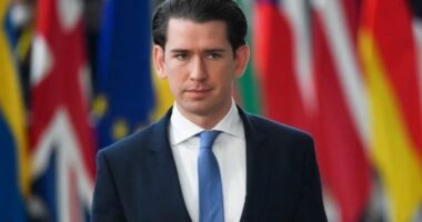 I akuzuar për korrupsion, nis gjyqi për ish-kancelarin Sebastian Kurz