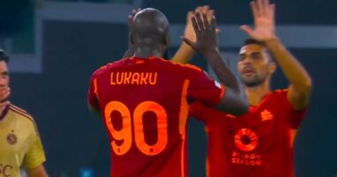 VIDEO/ Roma n&euml; avantazh, Lukaku p&euml;rs&euml;ri sh&euml;nues p&euml;r &ldquo;gladiator&euml;t&rdquo;