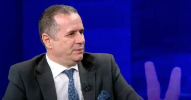 “Flija me rroba, gati për t’u arrestuar”, Laçi: Berisha ka dashur të më eliminojë. SPAK m’u duk këmbëngulës për t’i shkuar deri në fund