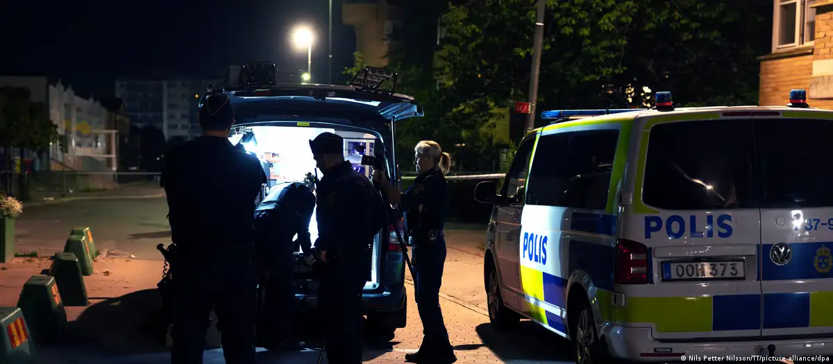 Suedia përballet me agresivitetin dhe dhunën e bandave