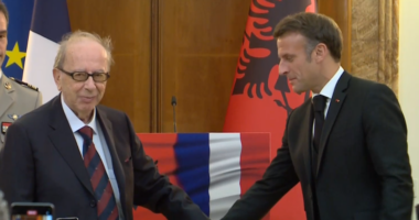 Ismail Kadare, Oficer i Lartë në Urdhrin e Legjionit të Nderit