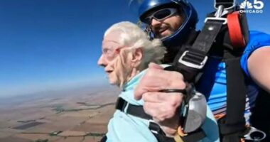 Ndahet nga jeta gjyshja që u hodh me parashutë në moshën 104-vjeçare